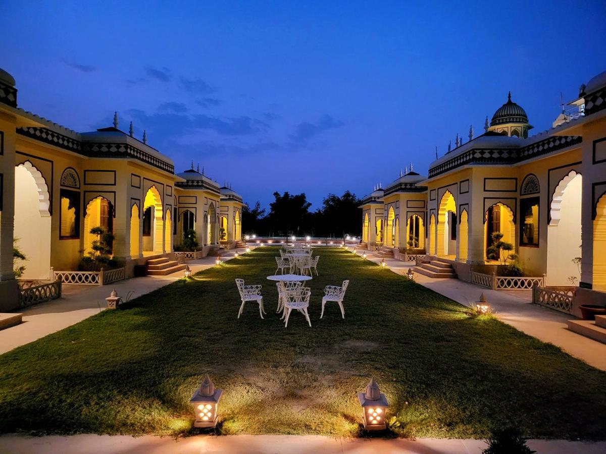 The Grand Barso Ξενοδοχείο Bharatpur Εξωτερικό φωτογραφία