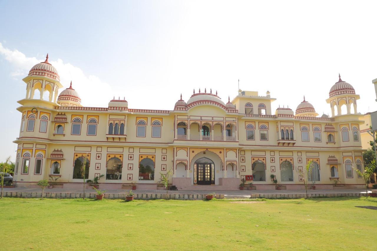 The Grand Barso Ξενοδοχείο Bharatpur Εξωτερικό φωτογραφία